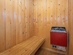 6 Person Holiday Home in Hemmet