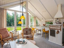 6 Person Holiday Home in Hemmet