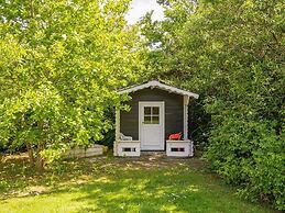 6 Person Holiday Home in Hemmet
