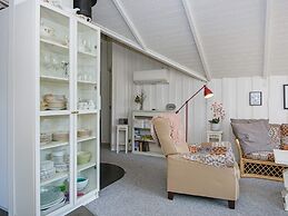 6 Person Holiday Home in Hemmet