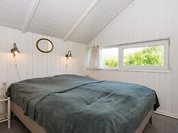 6 Person Holiday Home in Hemmet