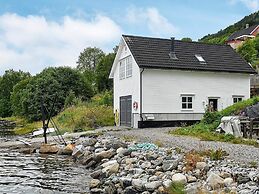 6 Person Holiday Home in Vestnes