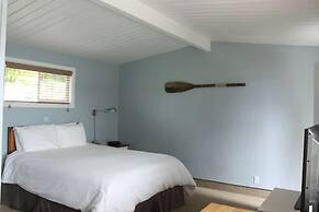 Lopez Islander Resort