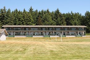 Lopez Islander Resort