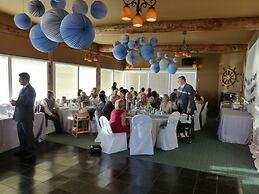 Lopez Islander Resort