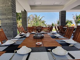 Starlight Villa Beach Resort & Spa