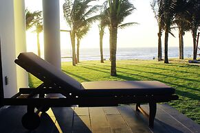 Starlight Villa Beach Resort & Spa