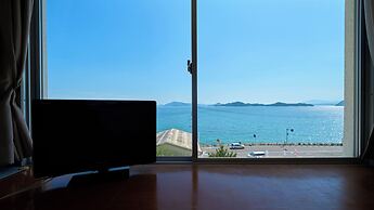 Tabist Setouchi no Yado Takehara Seaside