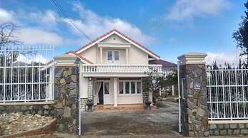 Pine Tree House Da Lat