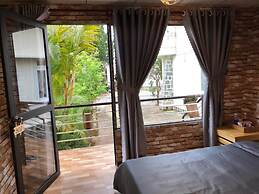 Pine Tree House Da Lat