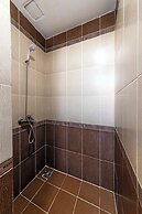 Phong Lan 2 Hotel