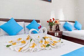 Phong Lan 2 Hotel