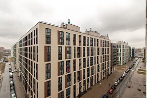 St.Pete Aparts Silver