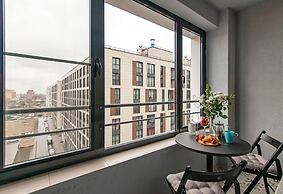 St.Pete Aparts Silver