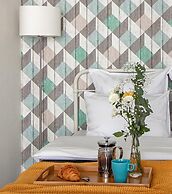 St.Pete Aparts Silver