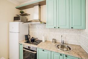 St.Pete Aparts Silver