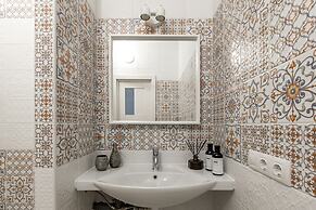 St.Pete Aparts Silver