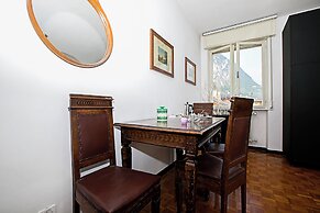 Breath of Lake Garda Apartment