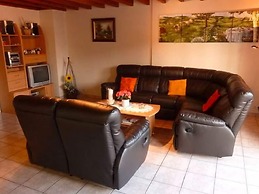 Cottage in Baugnez With Sauna