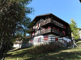 Comfy Apartment in Riederalp With Balcony