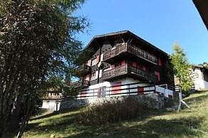 Comfy Apartment in Riederalp With Balcony