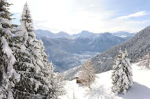 Comfy Apartment in Riederalp With Balcony