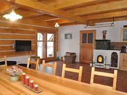 Spacious Cottage With 5 Bedrooms, Woodburning Stove, Sauna, Near Ski L