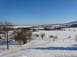 Spacious Cottage With 5 Bedrooms, Woodburning Stove, Sauna, Near Ski L