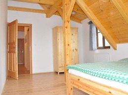 Spacious Cottage With 5 Bedrooms, Woodburning Stove, Sauna, Near Ski L