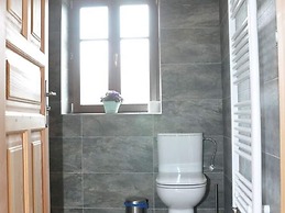 Spacious Cottage With 5 Bedrooms, Woodburning Stove, Sauna, Near Ski L