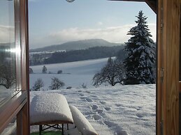 Spacious Cottage With 5 Bedrooms, Woodburning Stove, Sauna, Near Ski L