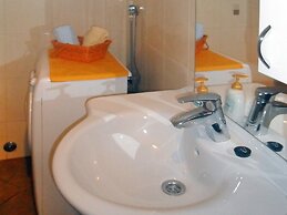 Apartment in Dubrovni With Garden