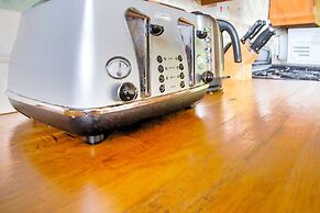 Vintage Holiday Home in Welshpool With Garden