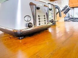 Vintage Holiday Home in Welshpool With Garden