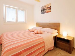 Apartment in ilo With Private Pool