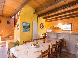 Tranquil Holiday Home in Kvarner with Hot Tub
