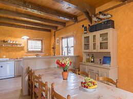 Tranquil Holiday Home in Kvarner with Hot Tub