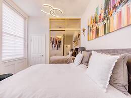 Lovely Apartment Near Town Center