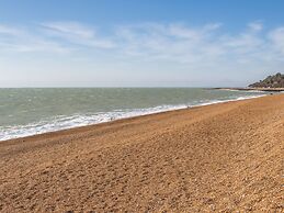 Lovely Apartment Near Town Center