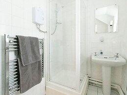 Deluxe Holiday Home in Ceredigion With Garden