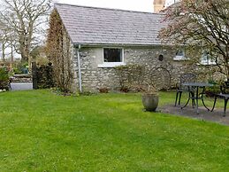 Deluxe Holiday Home in Ceredigion With Garden