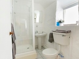 Deluxe Holiday Home in Ceredigion With Garden