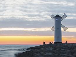 Bungalow With a Sunny Terrace