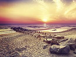Bungalow With a Sunny Terrace