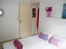 Enticing Villa in Loutra with Private Pool & Garden near Beach