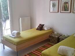 Enticing Villa in Loutra with Private Pool & Garden near Beach