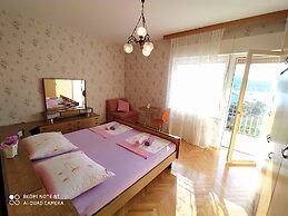 Neat Apartment in Vinisce With Magnificent sea