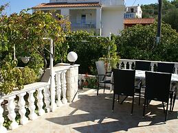 Neat Apartment in Vinisce With Magnificent sea