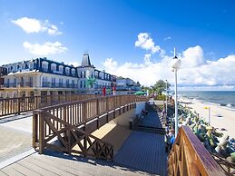 Holiday Home near Sea