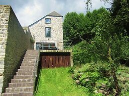 Holiday Home in Viroinvlal With Garden